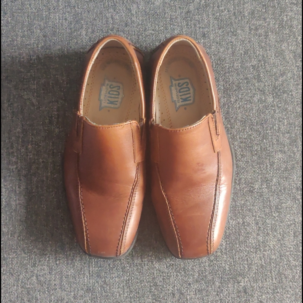 Kids shoes